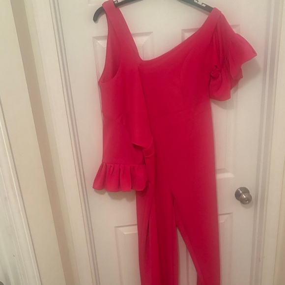 Elegant Pink One-Shoulder Jumpsuit - Picture 3 of 6